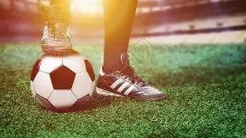 江一燕离婚消息引发误会，霍思燕身份被误认，李晟、黄英等女星暖心留言支持