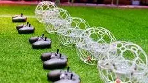 姚笛43岁节目惊现删减，泪洒现场感叹生活不易，仍旧纯真？